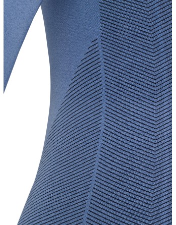 HUMMEL FIRST SEAMLESS JERSEY L/S W / Nahtlose Verarbeitung und körperbetontes Design