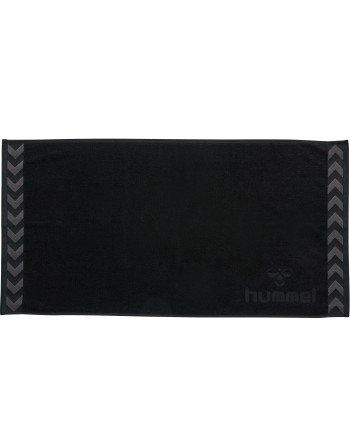 HUMMEL SMALL TOWEL / Handtuch aus Jacquard-Strick mit hummel-Logo und Winkeln