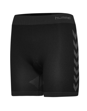 HUMMEL FIRST SEAMLESS SHORTTIGHTS W / Nahtlose Verarbeitung und körperbetontes Design